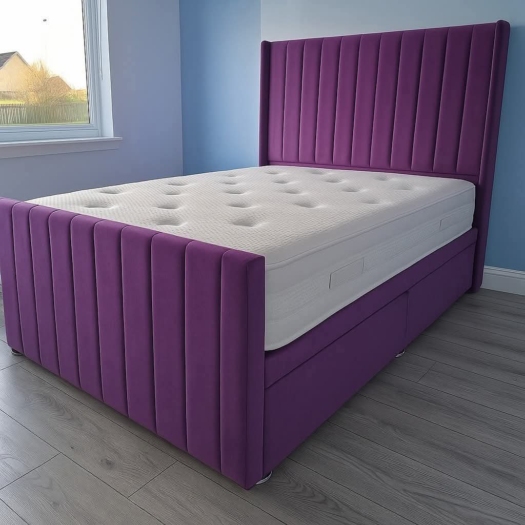 Penel bed in burgundy colour 