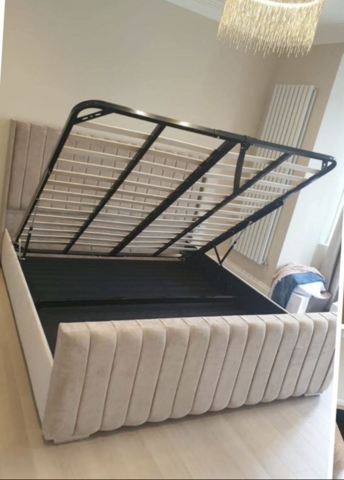 Ottoman lift up penel bed in cream plush Colour 