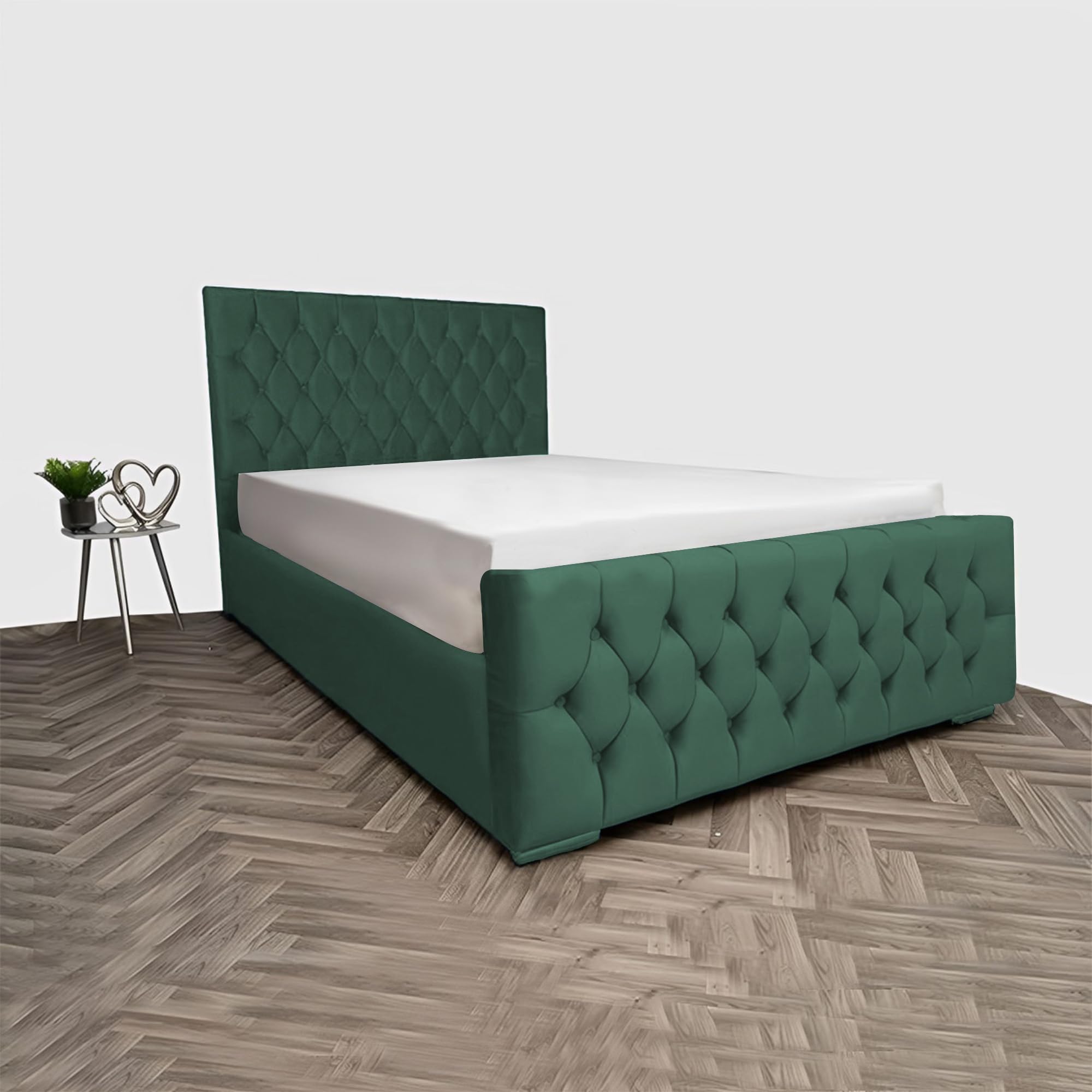 Florida Diamond Button Bed